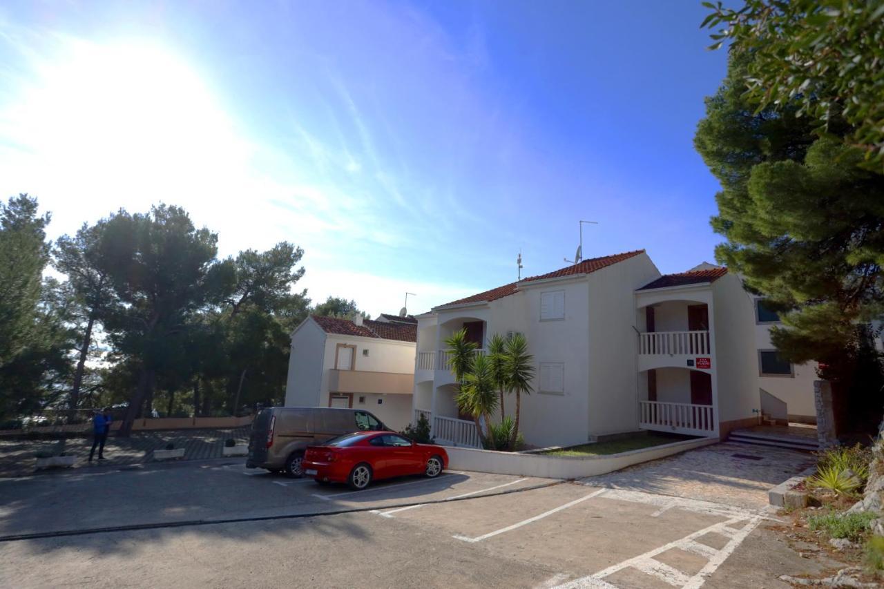 Beach Apartments Vlado Podstrana Bagian luar foto